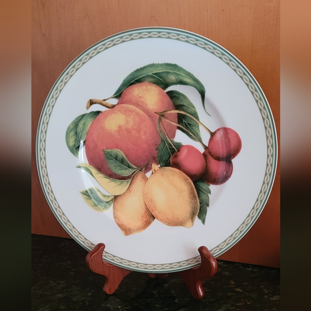 Fitz and Floyd Belle Classique Fruit Plate